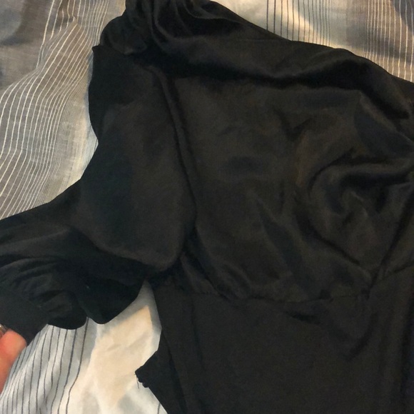 One shoulder satin onesie, bell sleeve - Picture 2 of 2